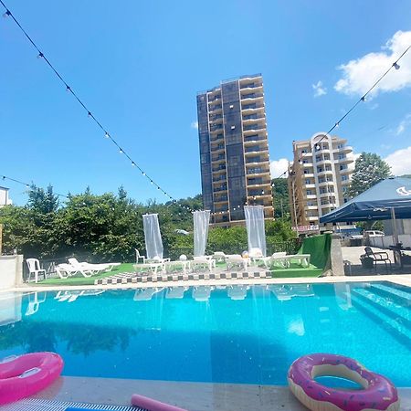 Hotel Tesa Gonio Ngoại thất bức ảnh