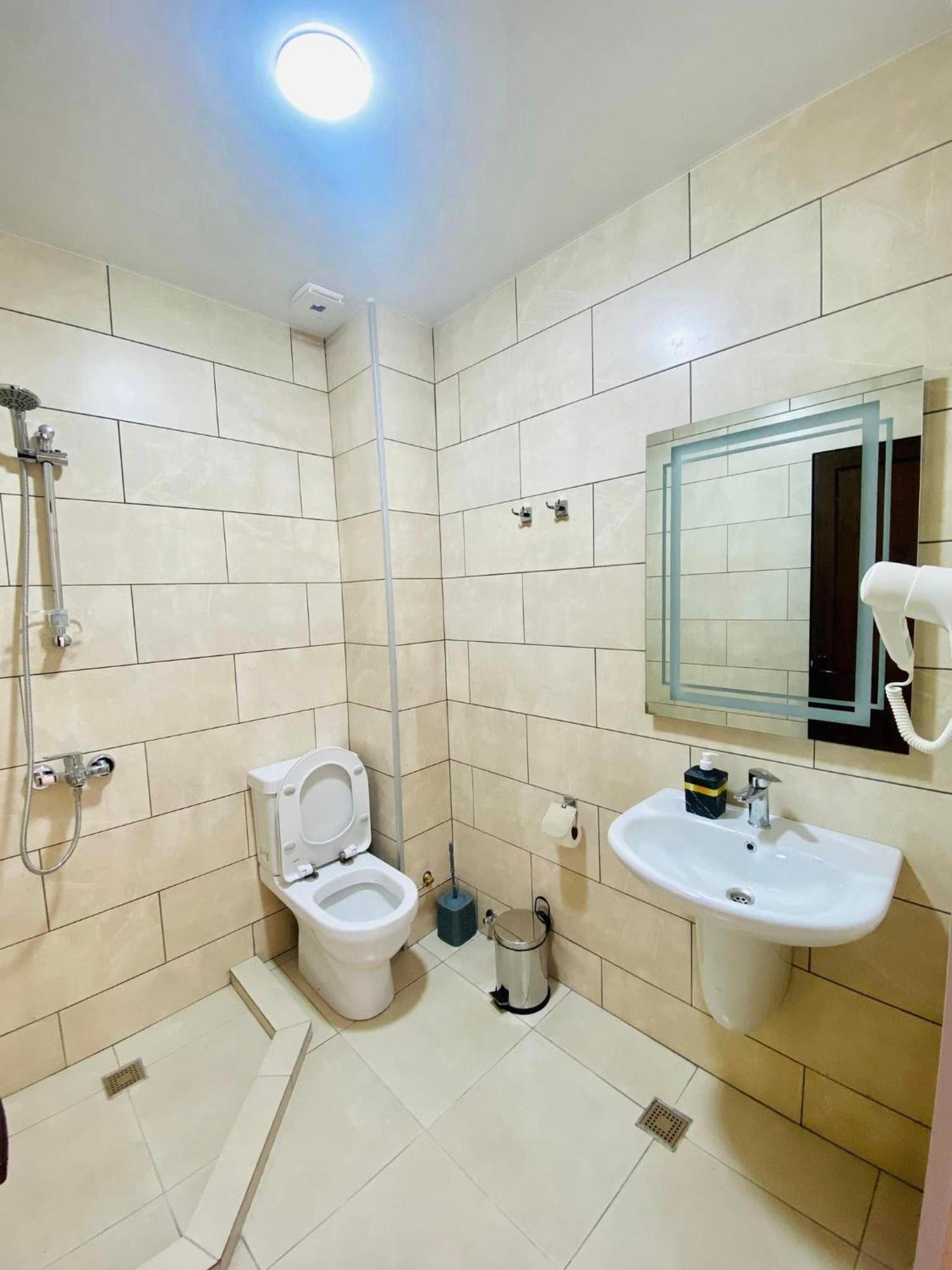 Hotel Tesa Gonio Ngoại thất bức ảnh